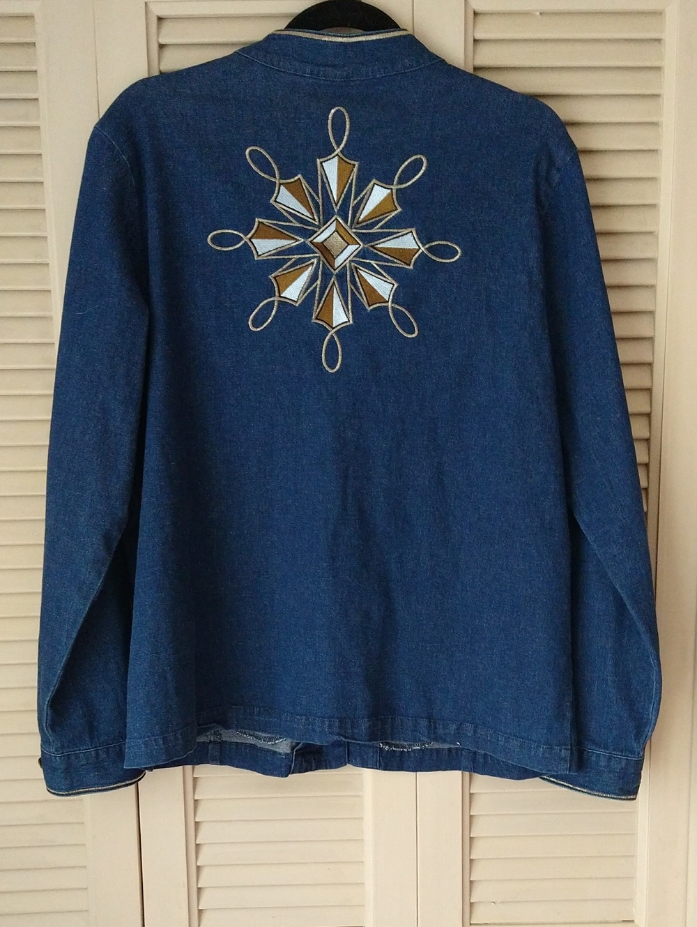Bob Mackie 🔥 Blue Denim Jacket with Gold Embroidery @SizeL - Picture 9 of 9